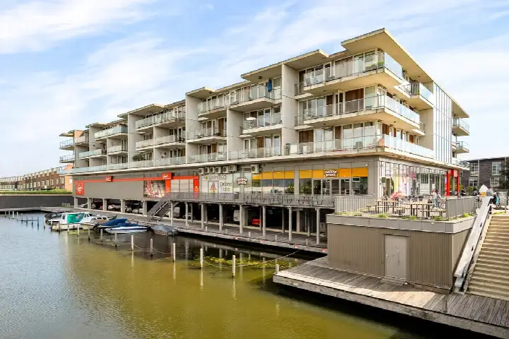 Appartement te koop: Grootzeil 122, Noorderplassen W.-Zuid Almere
