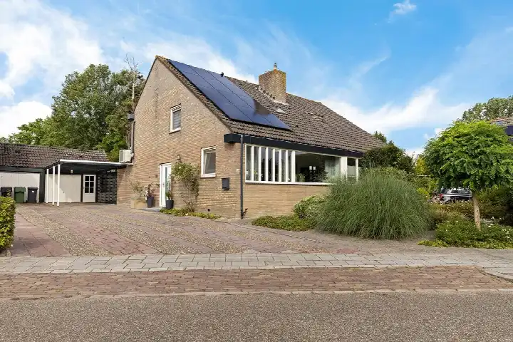 Twee-onder-één-kap te koop: Grote Belt 39, Bornholm Delfzijl