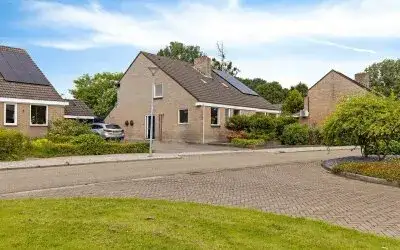Twee-onder-één-kap te koop: Grote Belt 43, Bornholm Delfzijl