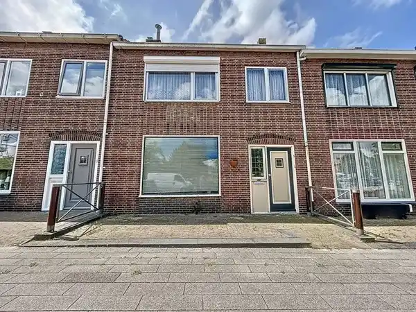 Terraced house for sale: Grote Kade 5, Breskens Breskens