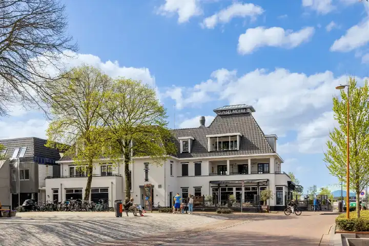 Apartment for sale: Grote Oosterwijck 37, Binnenstad Noord Harderwijk