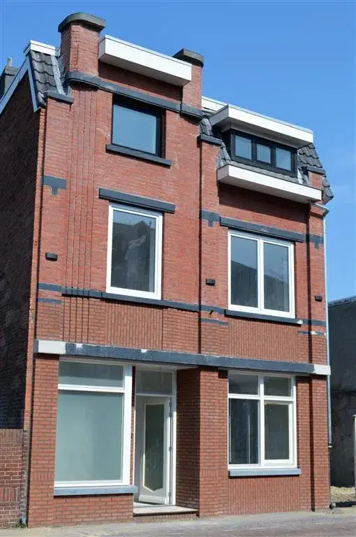 Appartement te huur: Grotestraat 30C, Tegelen-Centrum Tegelen