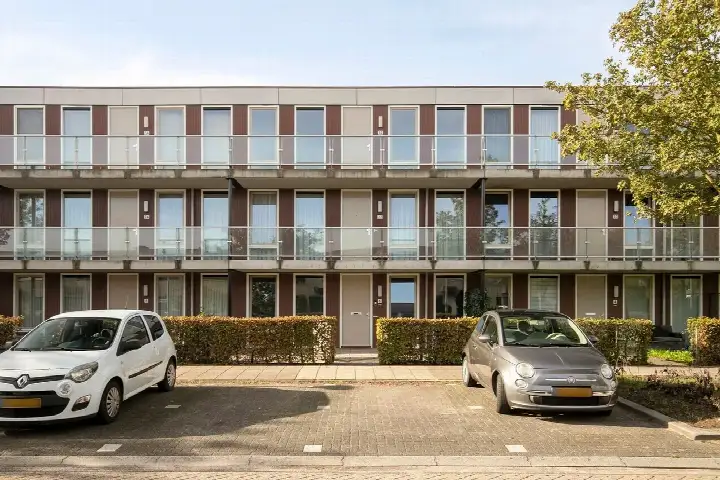 Appartement te koop: Grünewaldstraat 52, Tussen de Vaarten Z.- Zuidoost Almere