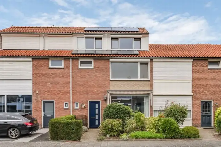 Terraced house for sale: Gruttostraat 3, Braakhuizen-Noord Geldrop