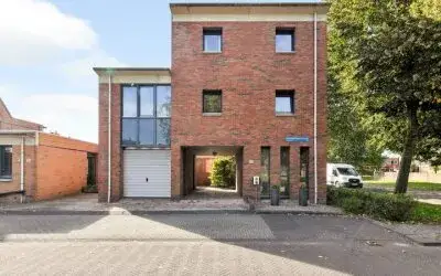 Vrijstaande woning te koop: Guadeloupestraat 24, Eilandenbuurt Oost Almere