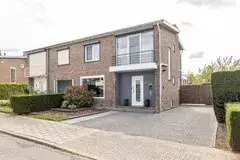 Twee-onder-één-kap te koop: Guido Gezellestraat 14, Beek Beek