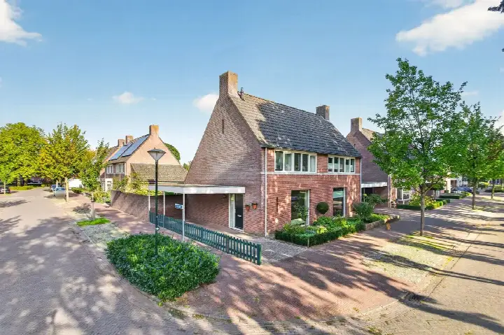 Hoekwoning te koop: Gulden Akker 25, Diessen Diessen