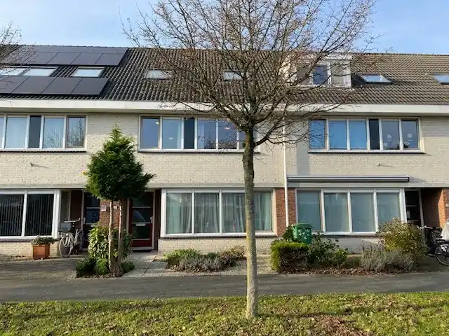 Tussenwoning te huur: Gunterstein 17, Buitenplaatsenbuurt Amstelveen