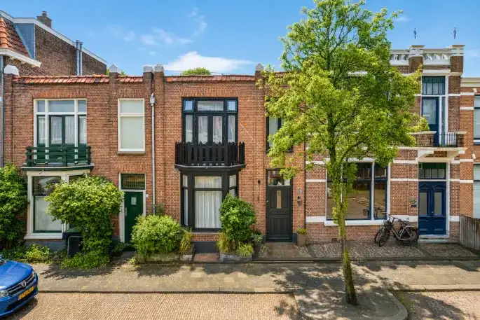 Tussenwoning te koop: Gysbert Japicxstraat 54, Oranjewijk Leeuwarden