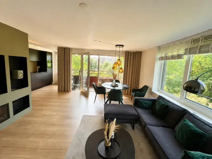 Woning te huur: H. Diesveldsingel, De Aker-Oost Amsterdam