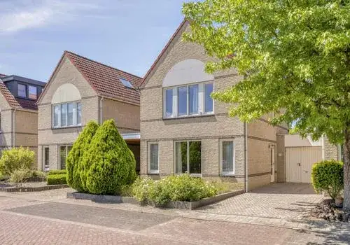 Terraced house for sale: Haaghuizen 54, Kern Maasniel Roermond
