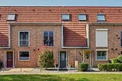 Terraced house for sale: Haagwinde 17, Puttershoek Woonkern Puttershoek
