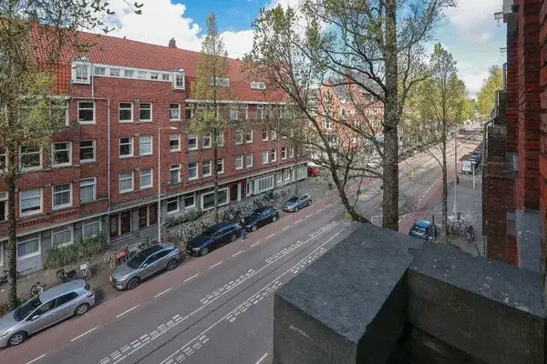 Apartment for rent: Haarlemmermeerstraat 127-2, Legmeerpleinbuurt Amsterdam