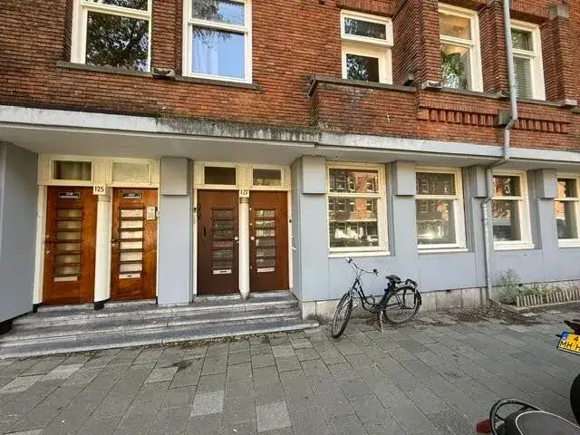 Appartement te huur: Haarlemmermeerstraat 127H, Legmeerpleinbuurt Amsterdam