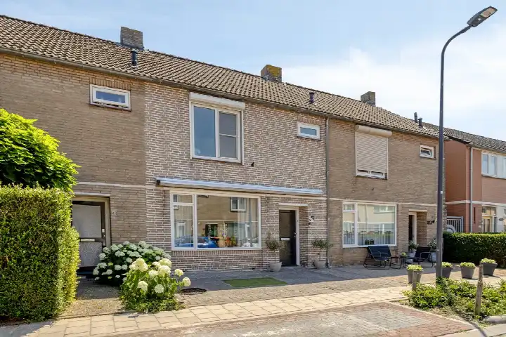 Tussenwoning te koop: Haarlemstraat 41, De Kruiskamp 'S-Hertogenbosch