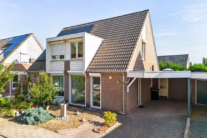 Terraced house for sale: Haaselt 8, Parkheide Landgraaf