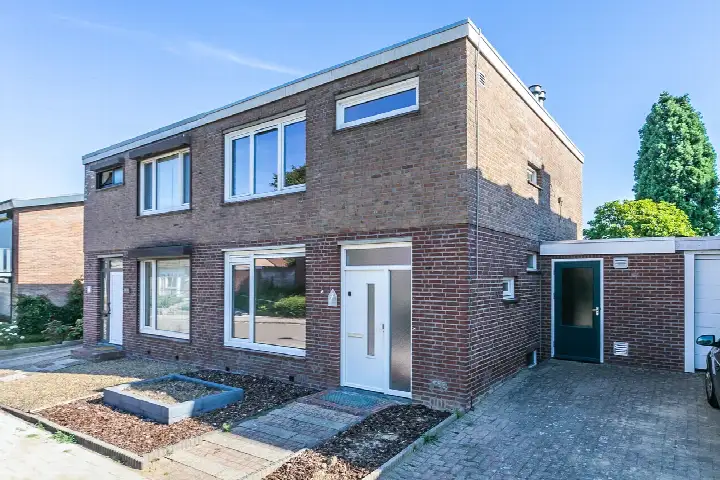 Tussenwoning te koop: Hagensstraat 7, Sweikhuizen Sweikhuizen