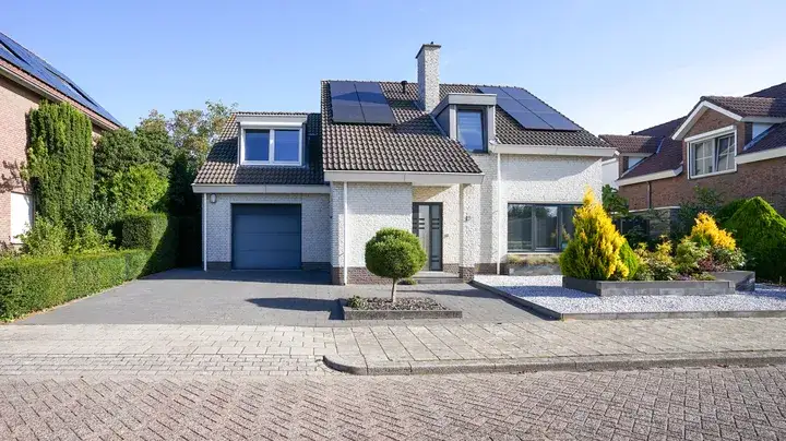 Vrijstaande woning te koop: Halewijnstraat 13, Oud-Geleen en Haesselderveld Geleen