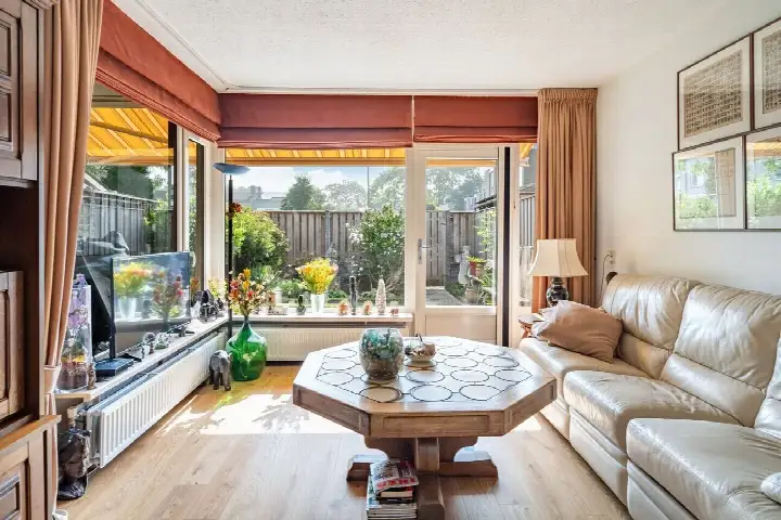 Apartment for sale: Hallant 21, Hoogvliet Zuid Hoogvliet Rotterdam