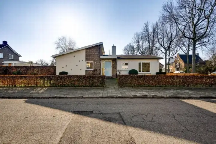 Vrijstaande woning te koop: Hambeek 13, Roer-Zuid Roermond