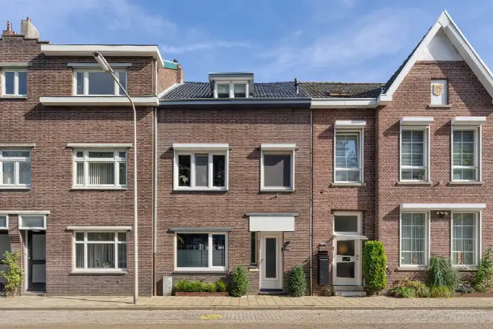 Tussenwoning te koop: Hamerstraat 43, Lindeveld Heerlen