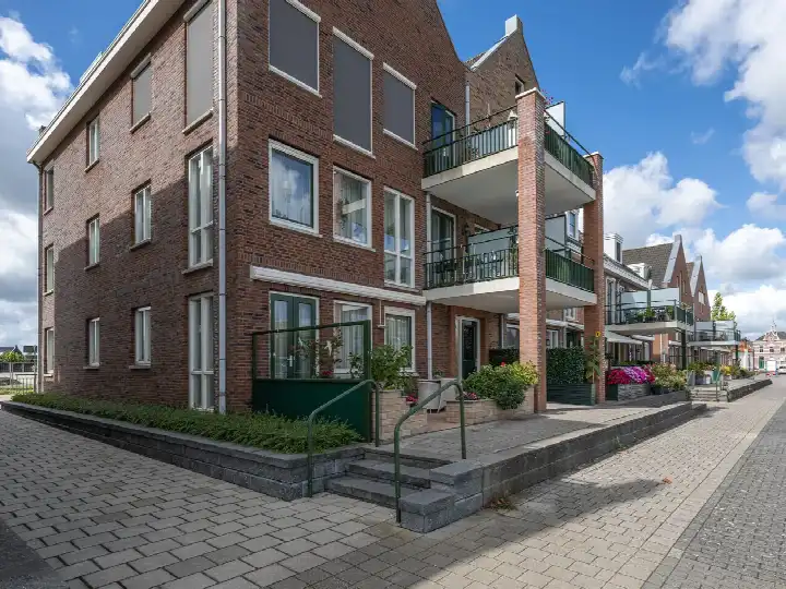 Appartement te koop: Handelskade 21, Oude-Tonge prinsessenbuurt handelskade Oude-Tonge