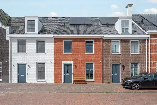 Tussenwoning te koop: Handelskade 7, Verspreide huizen Winschoten Blauwestad