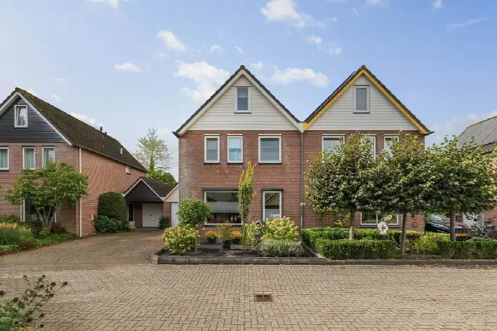 Tussenwoning te koop: Händelstraat 43, Twello Planetenbuurt en Hietweide Twello