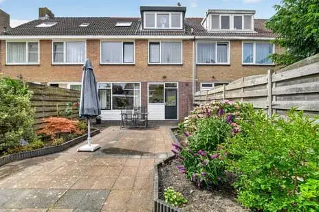 Tussenwoning te koop: Hannie Schaftstraat 13, Wheermolen-Oost Purmerend