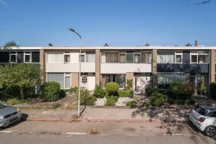 Tussenwoning te koop: Hardenbroeklaan 22, Elsweide Arnhem