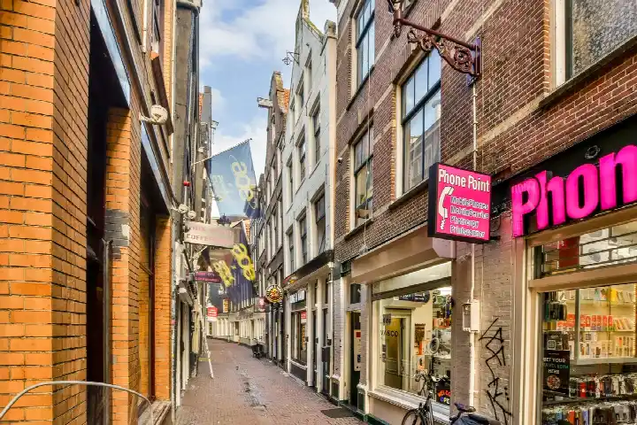 Appartement te huur: Haringpakkerssteeg 6A1, Nieuwendijk-Noord Amsterdam