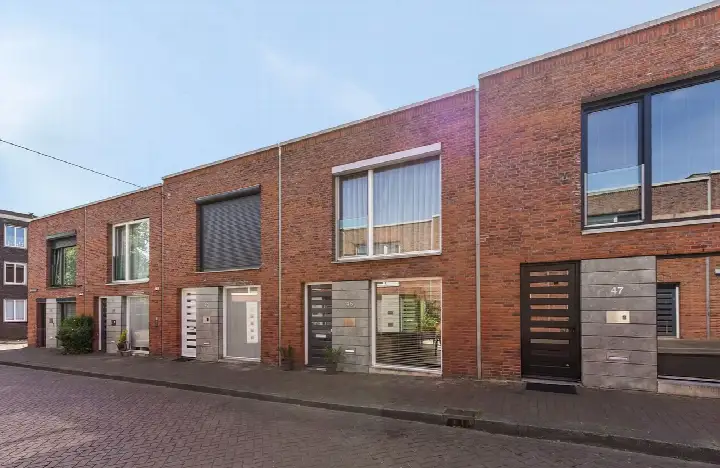 Tussenwoning te koop: Harlingenstraat 45, Zuiderzeestedenbuurt-Oost Amersfoort