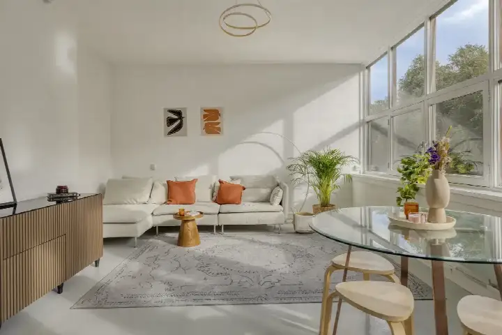 Studio te koop: Harry Koningsbergerstraat 202, Coronelbuurt Amsterdam