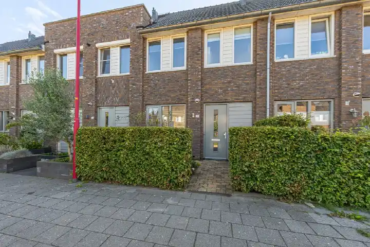 Tussenwoning te koop: Haruku 28, De Burgt Barneveld