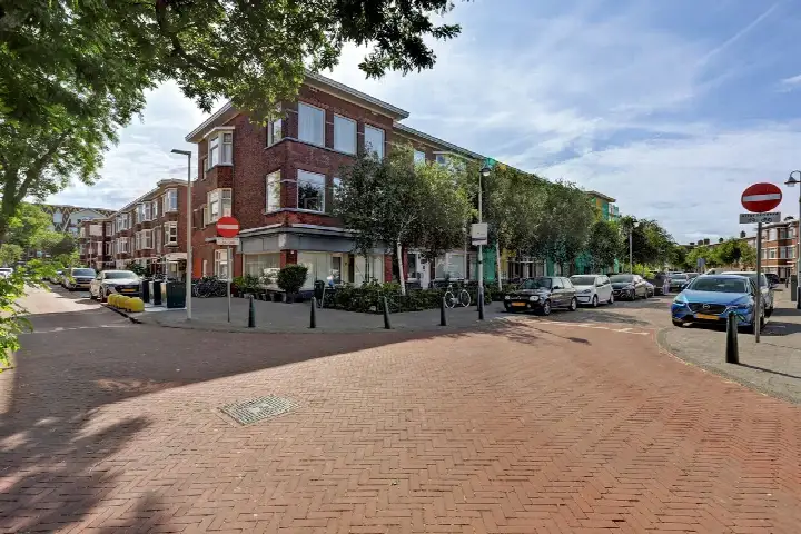 Apartment for sale: Hattemlaan 4, Oostbroek-Zuid 'S-Gravenhage