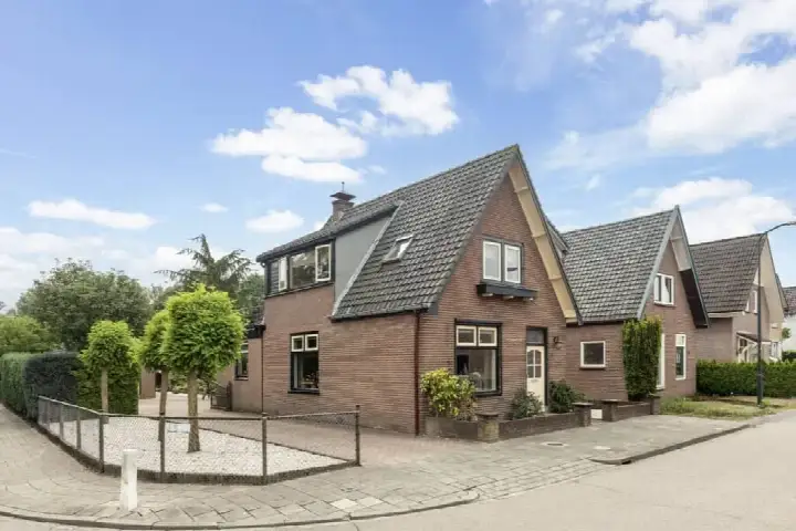 Detached house for sale: Hattemseweg 65, Westenenk Apeldoorn