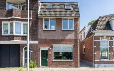 Twee-onder-één-kap te koop: Haven Noordzijde 95, Indië Almelo