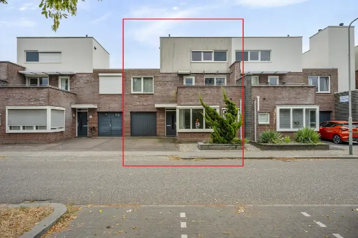 Tussenwoning te koop: Havenzicht 8, Oud-Stein Stein