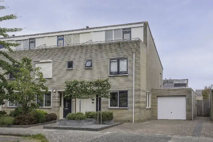 Corner house for sale: Haverhullen 17, De Hullen Assen