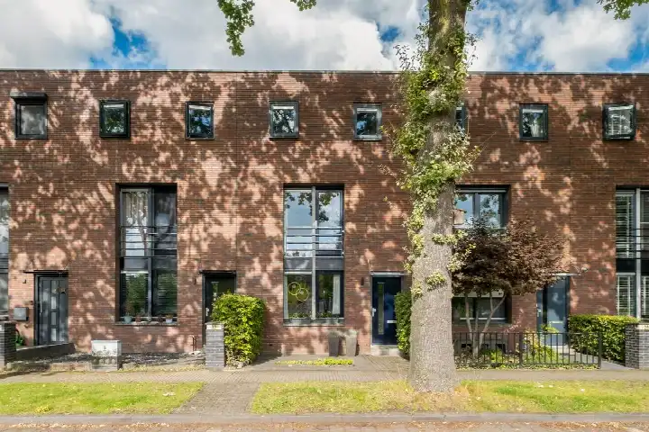 Tussenwoning te koop: Haverkampweg 30, Eekmaat West Enschede