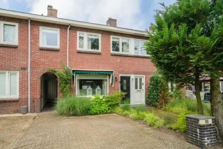 Tussenwoning te koop: Haverkampweg 90, Eekmaat West Enschede