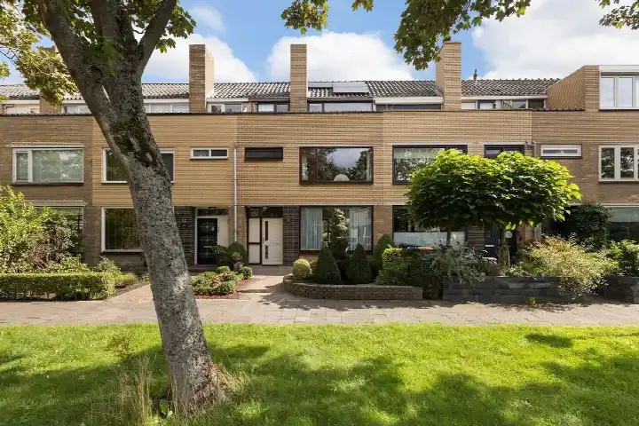 Tussenwoning te koop: Havikstraat 19, Vogelbuurt Maassluis