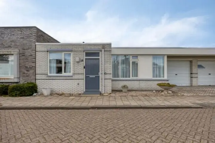 Terraced house for sale: Haydnstraat 38, Blaarthem Eindhoven