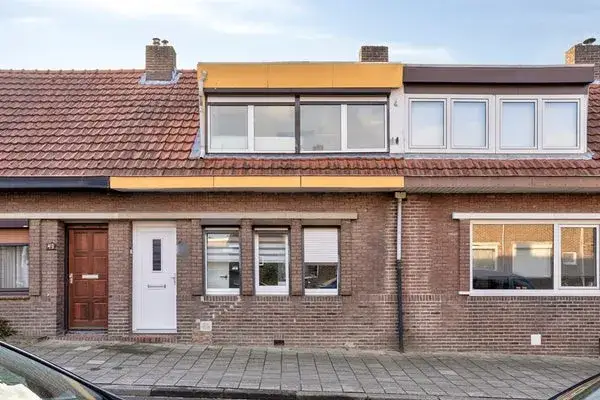 Terraced house for sale: Hazenkampstraat 51, Langenberg Brunssum