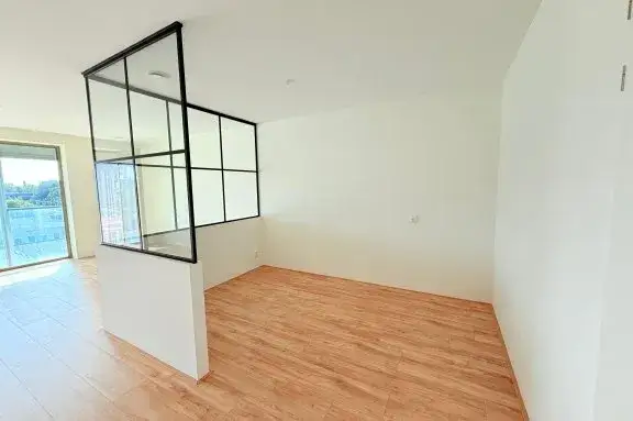 Apartment for rent: Heathrowstraat 192, Sloterdijk Stationskwartier Amsterdam
