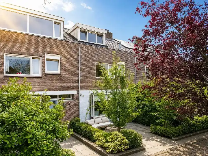 Terraced house for sale: Heemraadlaan 22, Ouderzorg Leiderdorp