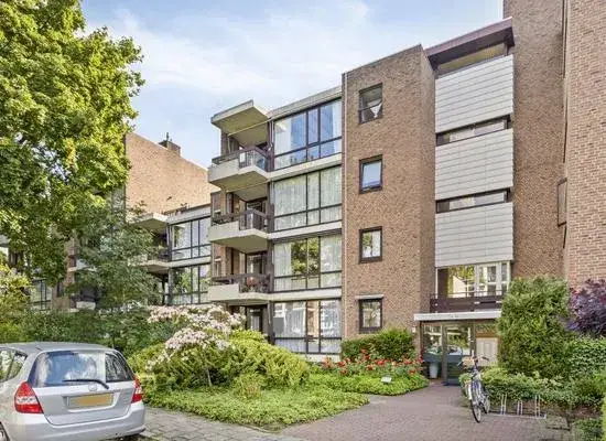 Apartment for sale: Heemskerklaan 2, Velp-Noord boven spoorlijn Velp