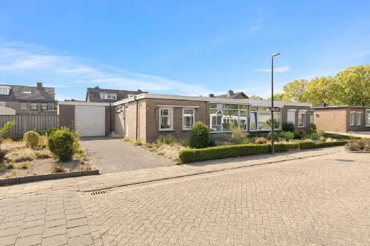 Hoekwoning te koop: Heer van Rodestraat 78, Neerakkers Mierlo