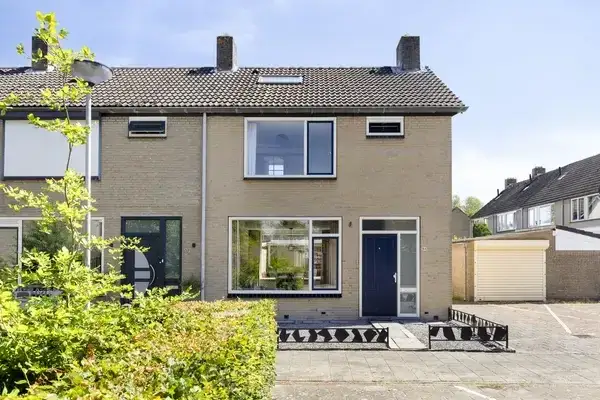Hoekwoning te koop: Heidehof 98, Stuivezand Made