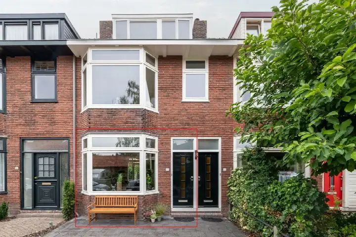 Appartement te koop: Heinsiusstraat 86, Erasmuslaan en omgeving Dordrecht